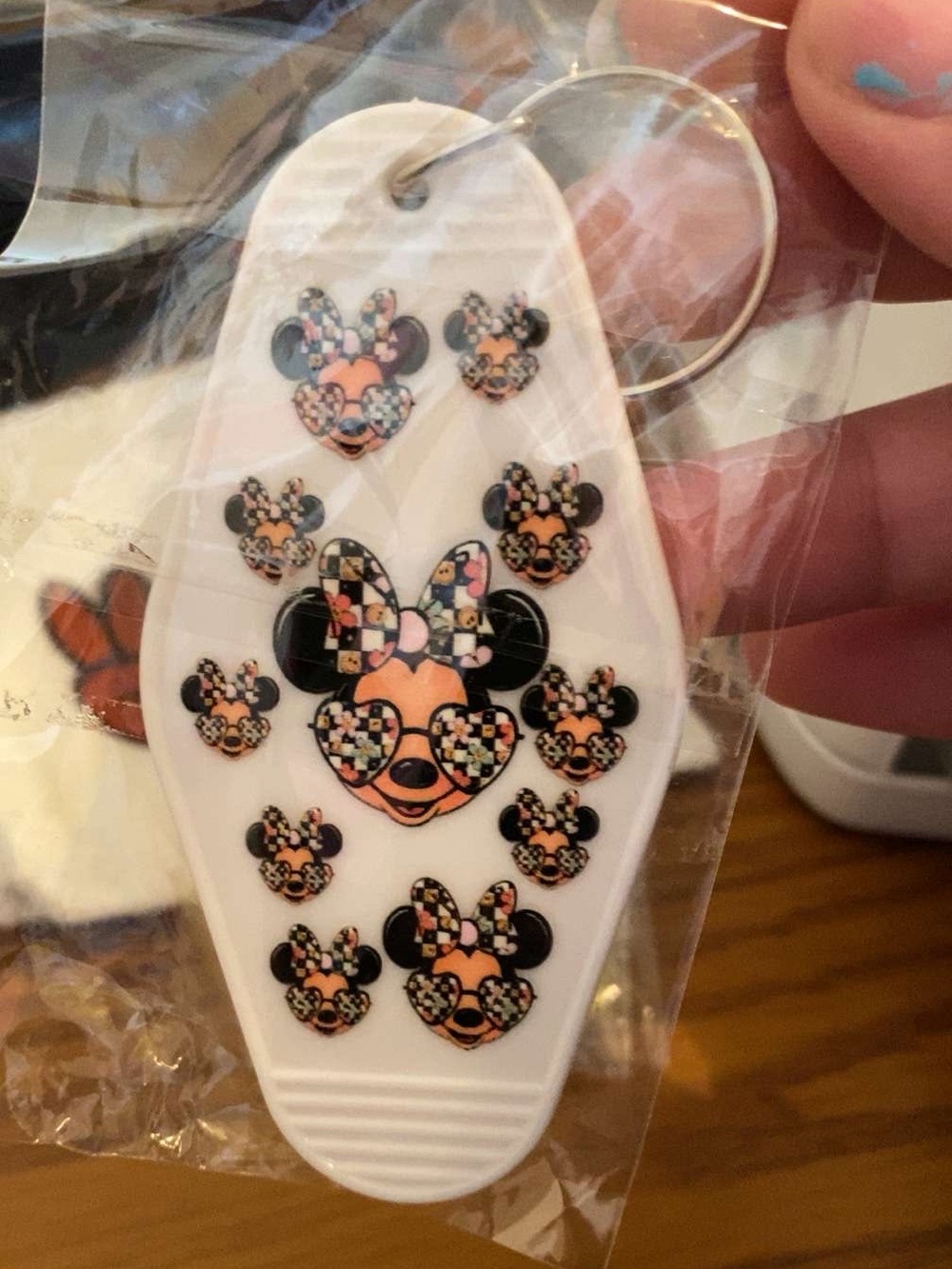 Kids Minnie Mouse Patterned Keychain Tag - White/Pink